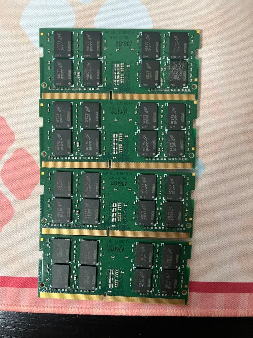 ノートPC用メモリ 16GB×4枚 Crucial DDR4-2666