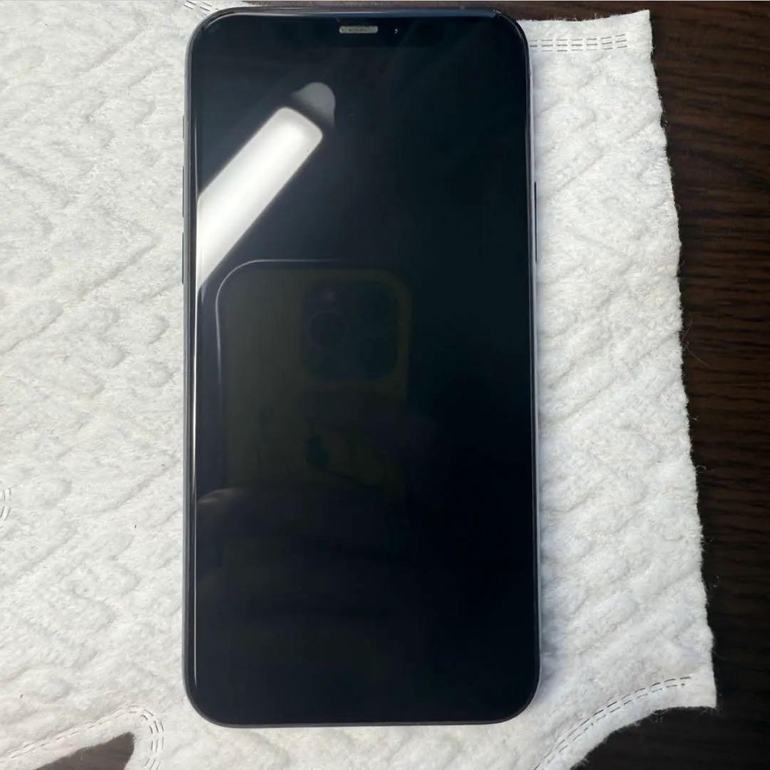 【美品】（箱入り）iPhone11 pro 256GB simフリー