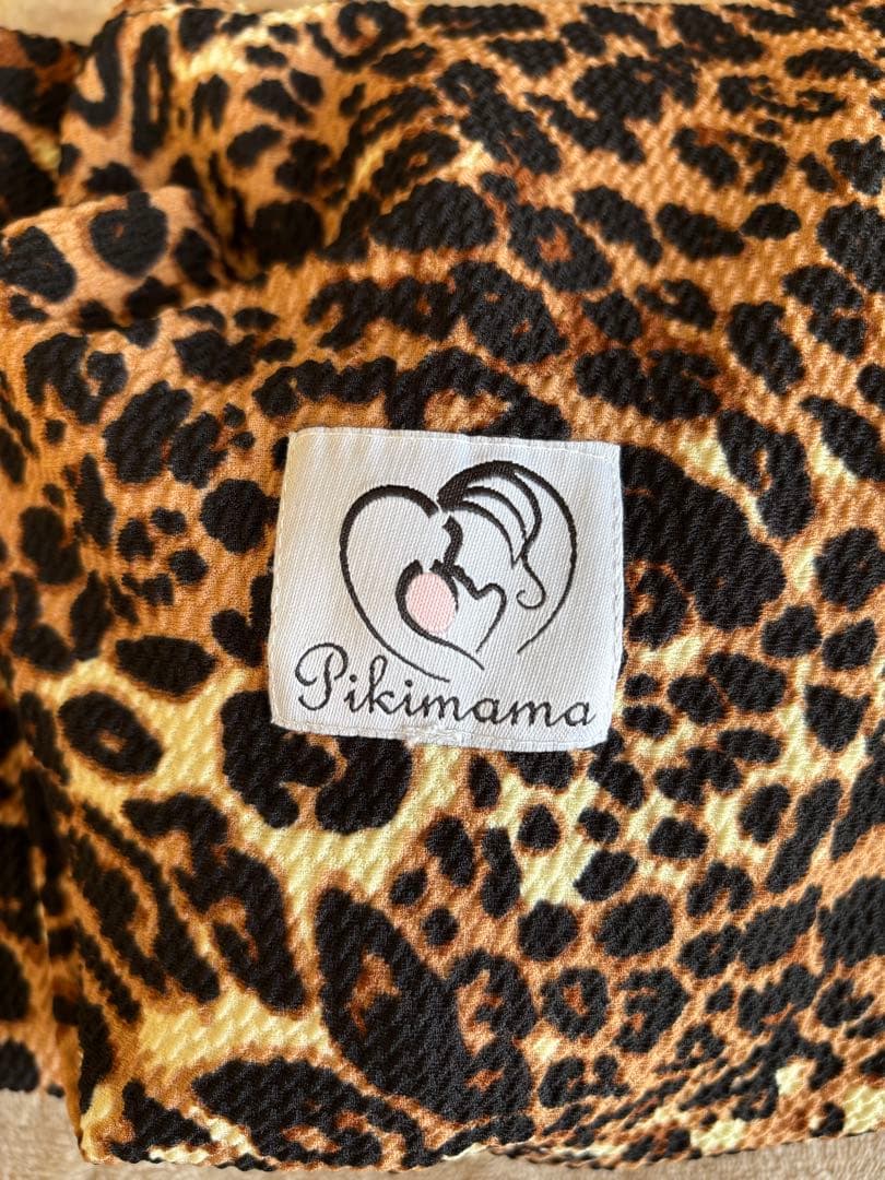 Pikimama ヒョウ柄 抱っこ紐　スリリング　Mサイズ