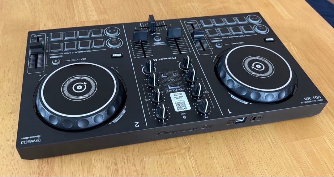 Pioneer DDJ-200 DJコントローラー　ケース付き