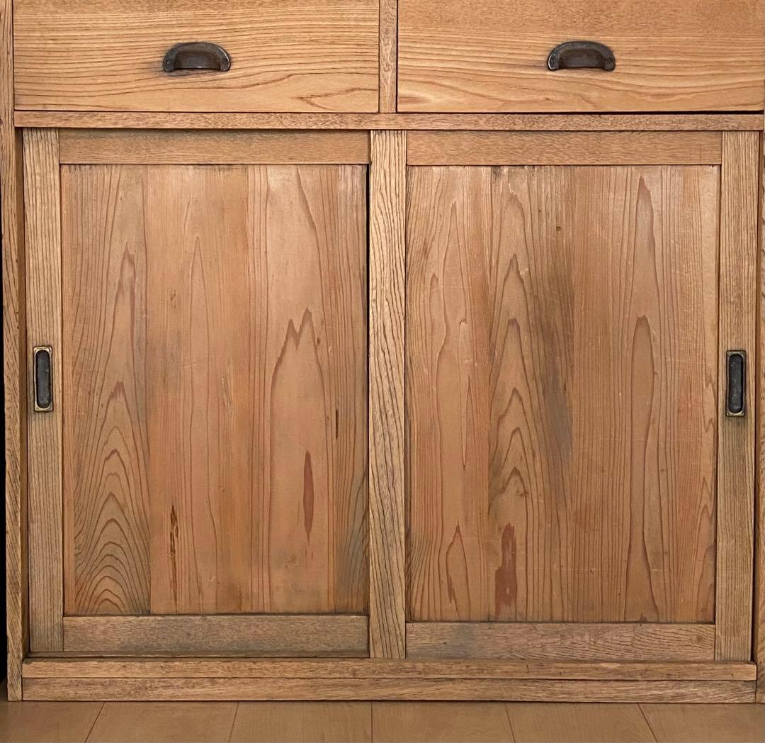 アンティーク　食器棚