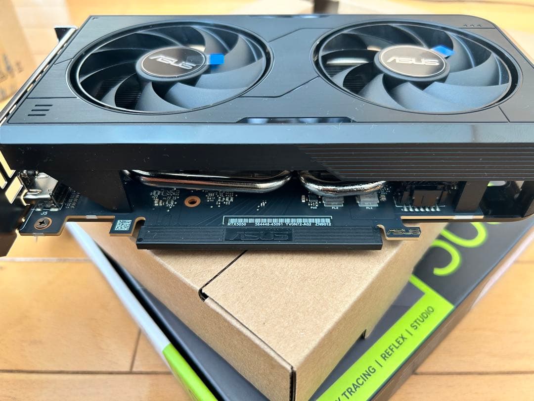 ASUS GeForce RTX 5050 DUAL OC 8GB グラボ