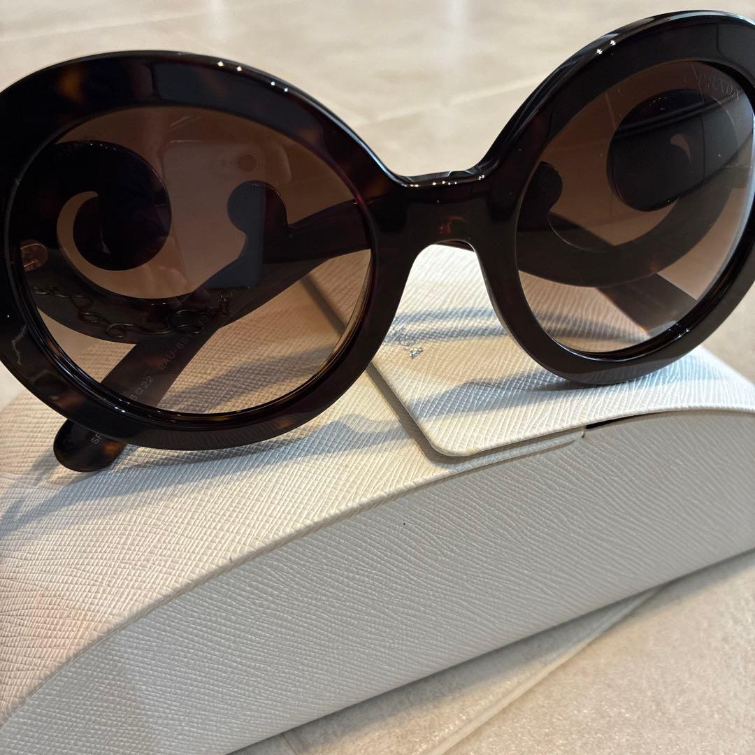 早い者勝ち！美品　お値下げ不可　PRADA バロックサングラス　べっ甲