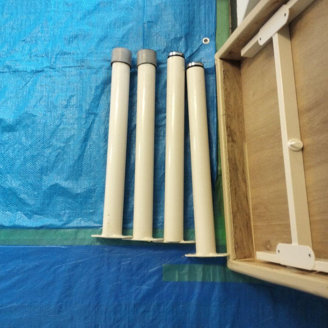 Takadaマッサージベッド施術・エステベッド（脚４本外し同梱・脚本体に錆有り）