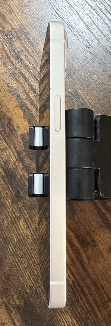 Apple iPhone 13 本体 256GB スターライト