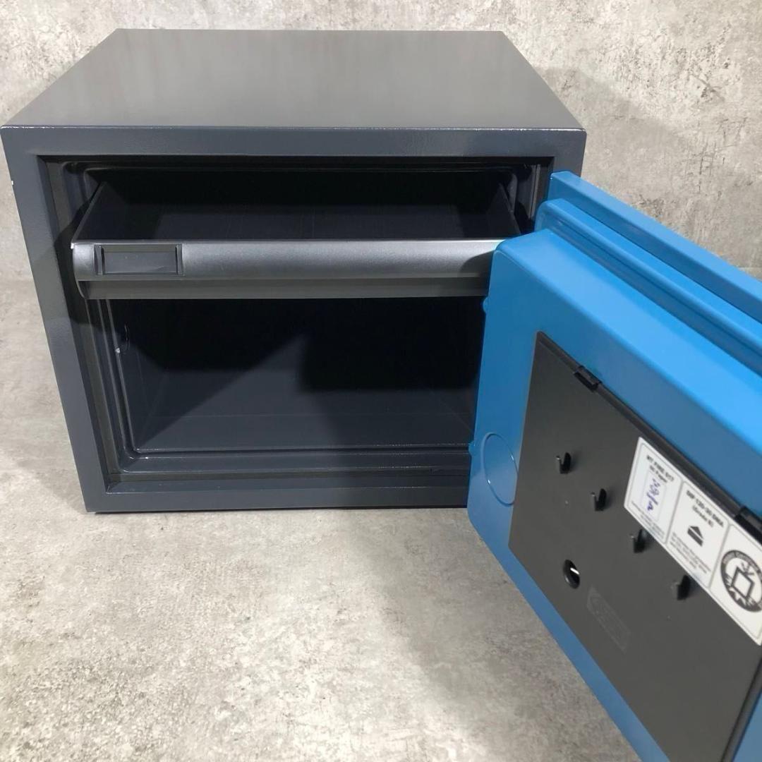 美品 高性能 ディプロマット テンキー式 警報 アラーム 耐火 耐水 金庫