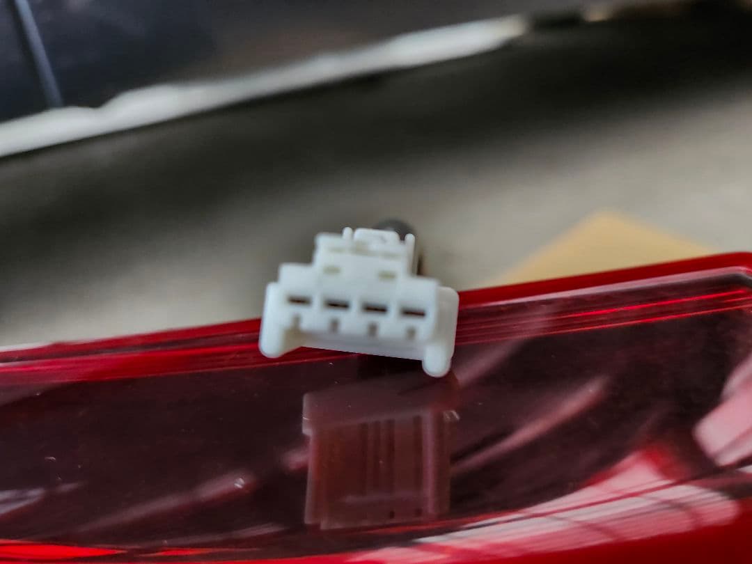 51フーガ後期 テールランプ