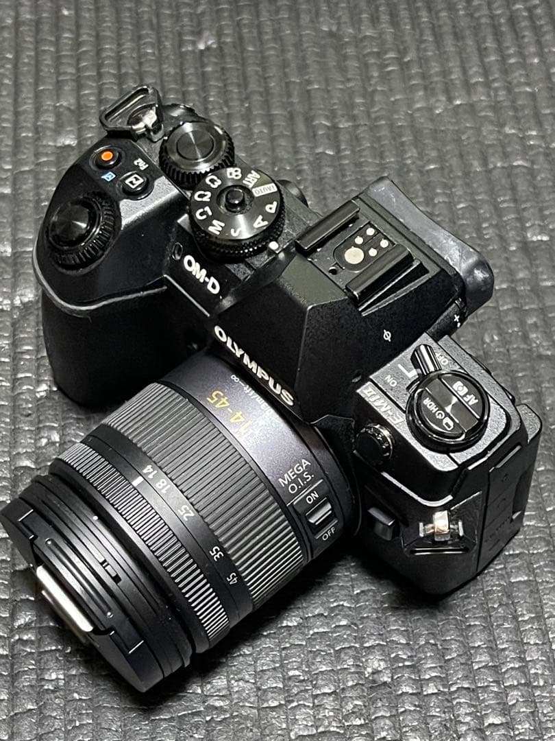 OLYMPUS OM-D E-M1 Mark II ブラック おまけ付