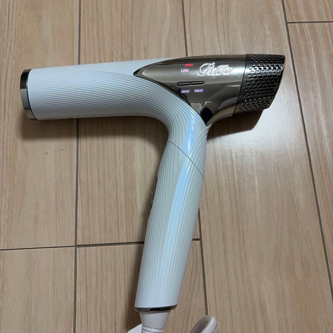 【ジャンク品】リファビューテック ドライヤースマート　ホワイト　2023年製