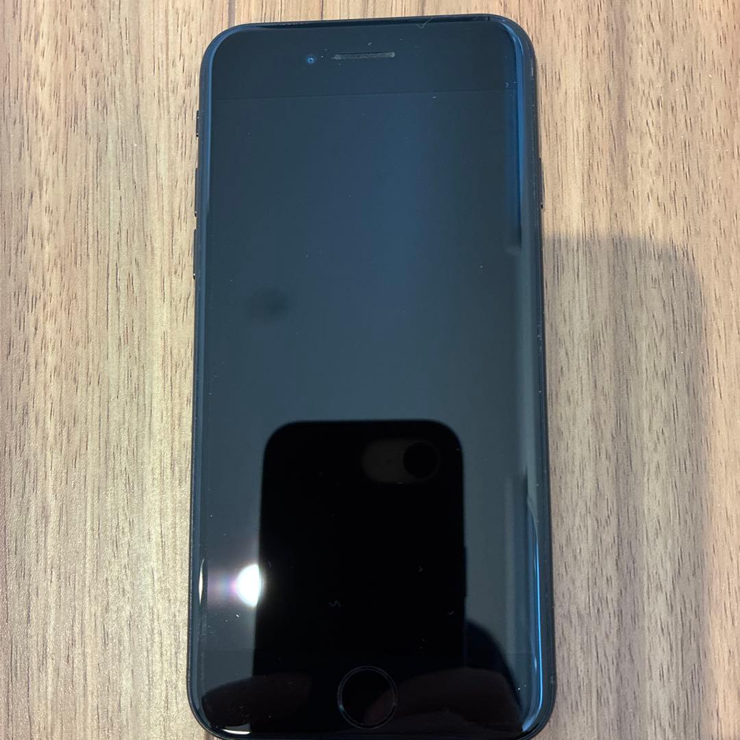 【お値下げOK】iPhoneSE 第二世代　64GB UQ mobile