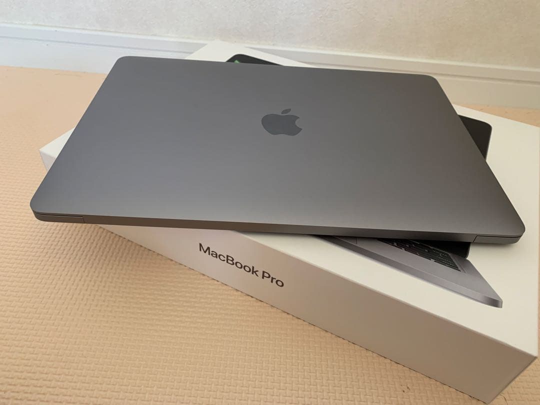 MacBook Pro(M1,2020) メモリ16GB/ストレージ1TB