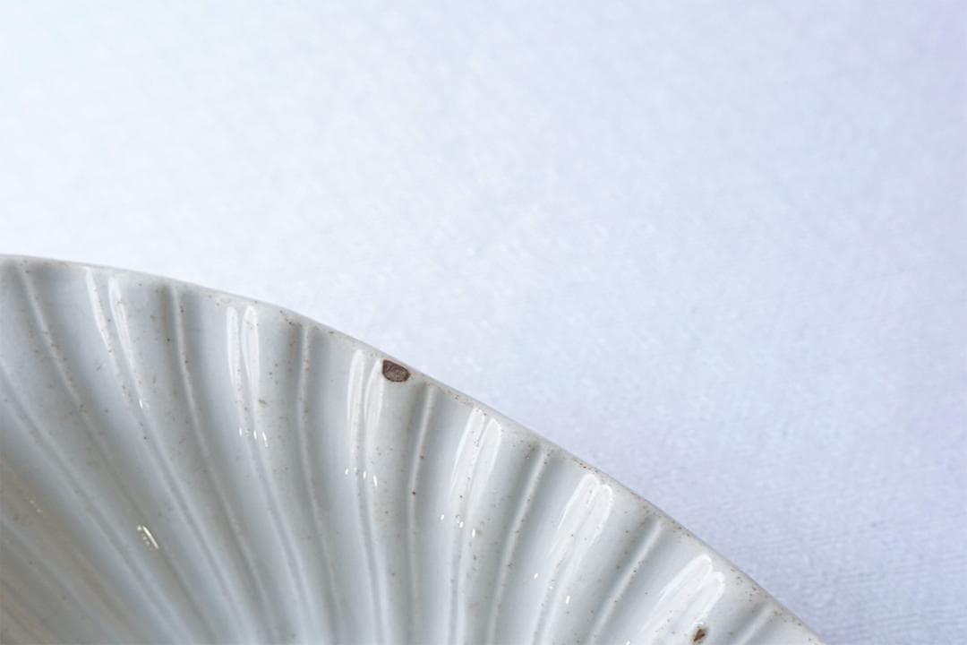 フランスアンティーク　ボルドー　美しい　エンボス　ラヴィエ　25.8cm