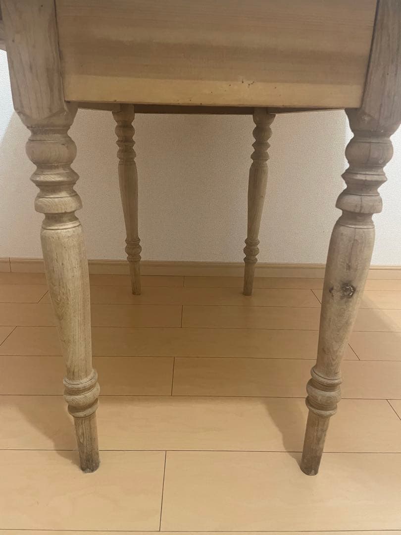 バタフライテーブル