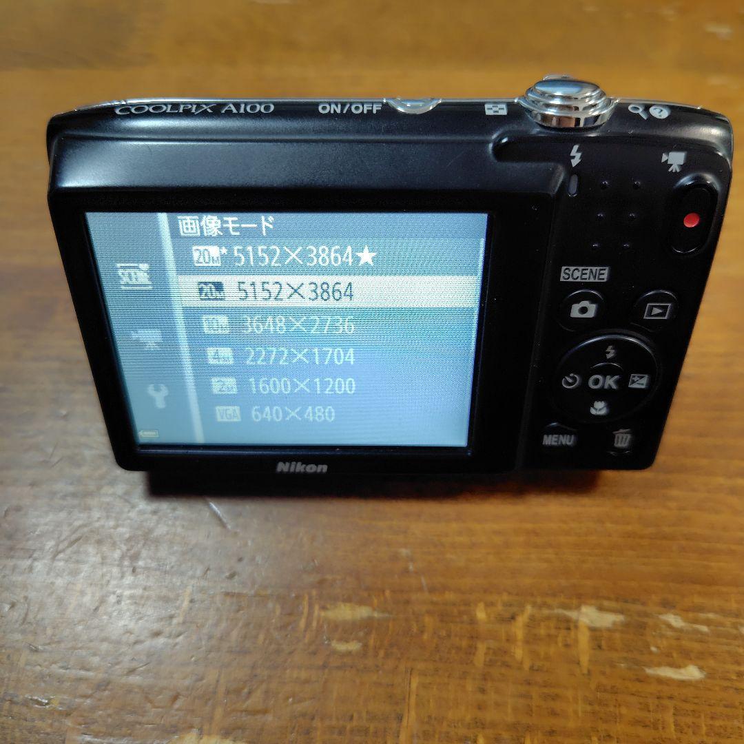 Nikon COOLPIX A100　 バッテリー、充電器付き