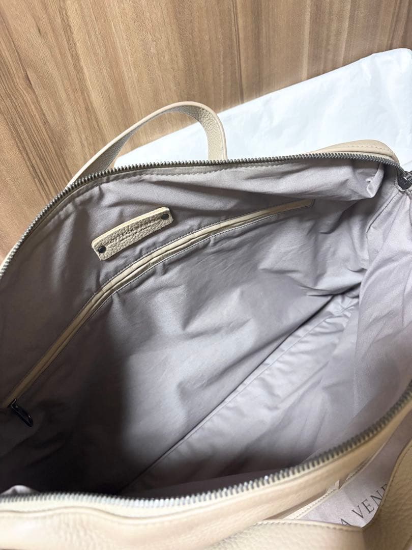 《ほぼ未使用》BOTTEGA VENETA ビジネスバッグ