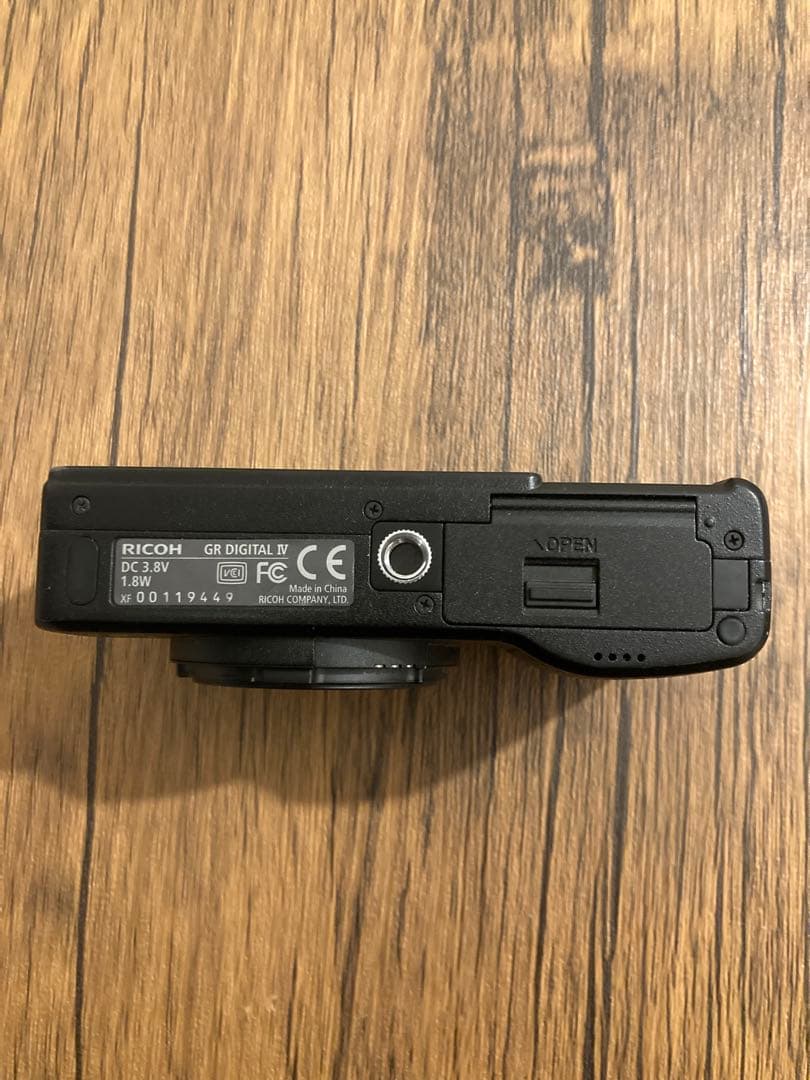 RICOH GR DIGITAL Ⅳ／大人気コンパクトデジタルカメラ