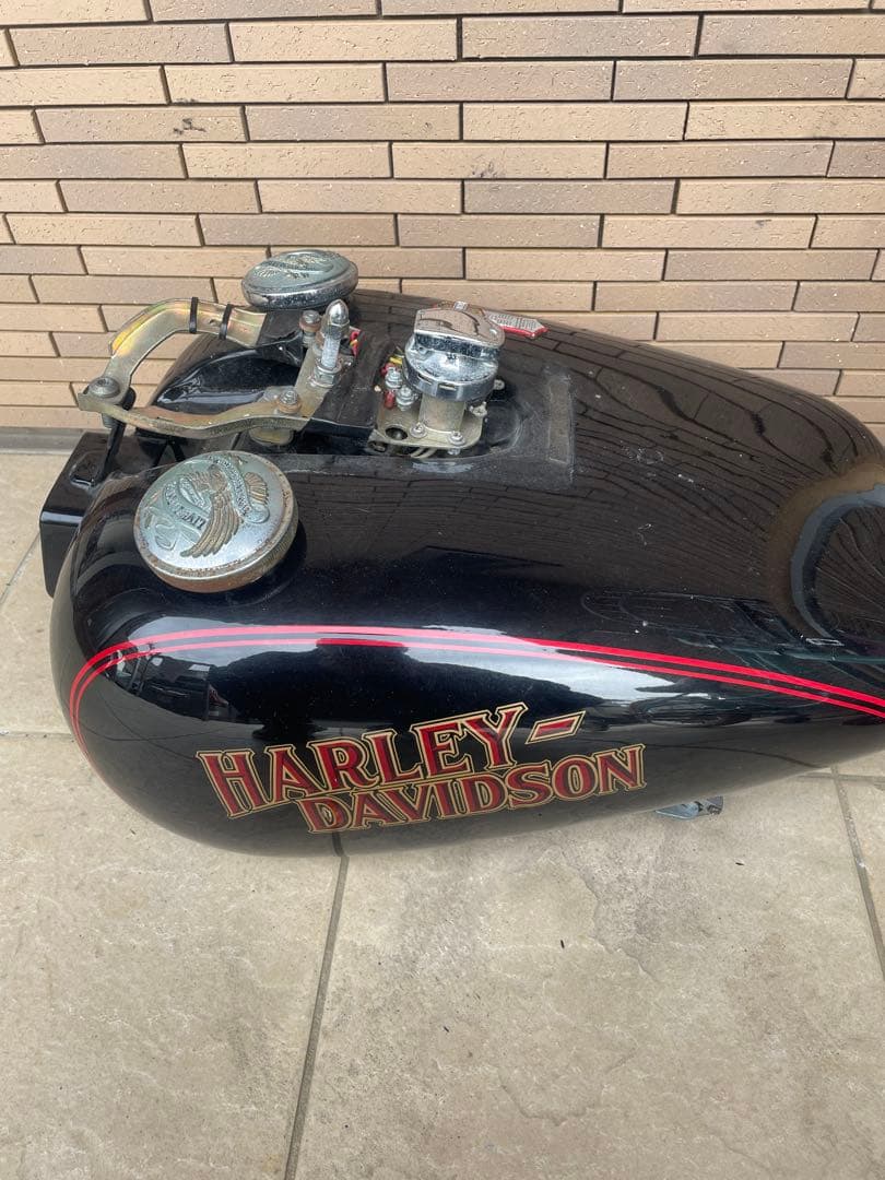 ハーレー　タンク　エボ