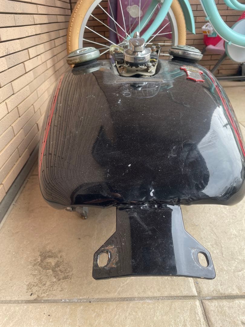 ハーレー　タンク　エボ