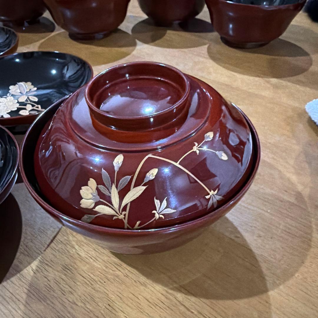 輪島塗り椀　金蒔絵