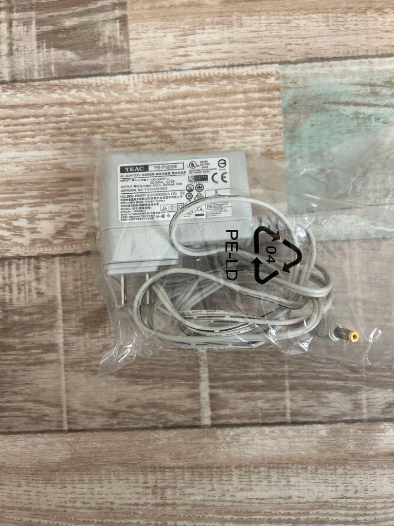 即日発送　新品未使用　無印良品 壁掛式CDプレーヤー CPD-４