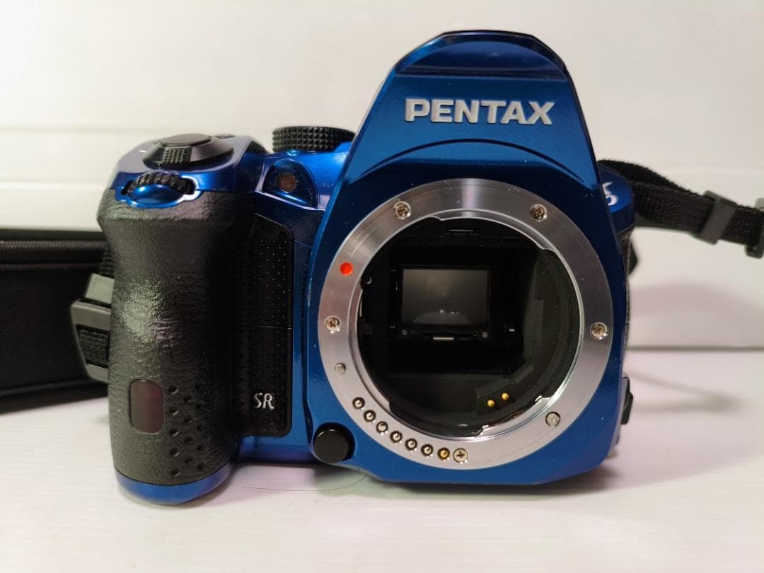 【黒死病対策】【内臓電池交換】PENTAX K-30 青 WRレンズ、充電器付