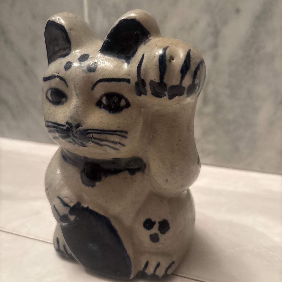 ヴィンテージ作家さんもの　手描きのお顔が可愛らしい陶磁器の招き猫
