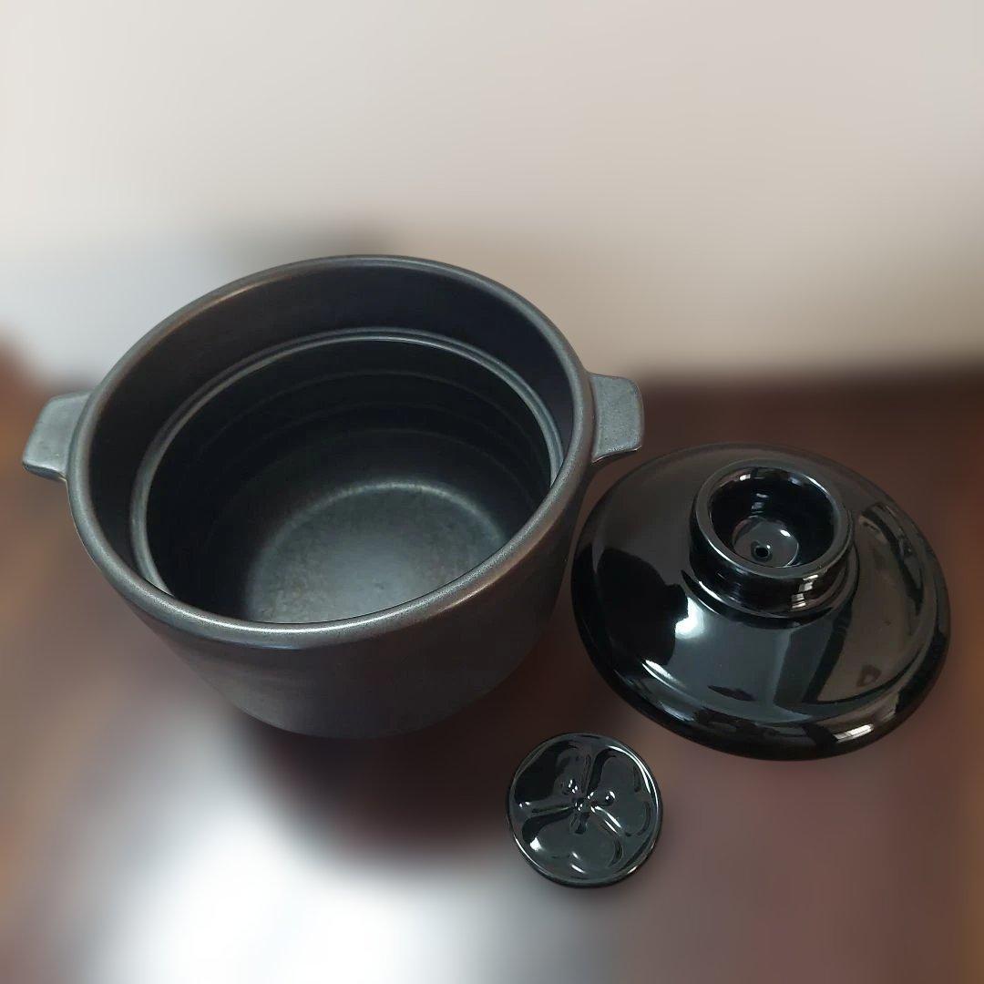 【福岡市南区お引き取り限定】有田焼　究極のごはん鍋　HACHI