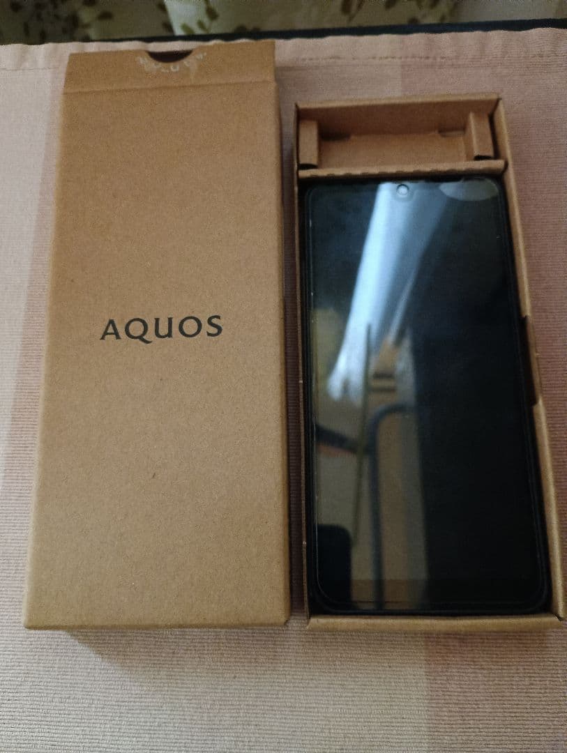 SHARP AQUOS wish3　楽天　ブラック　SH−M25