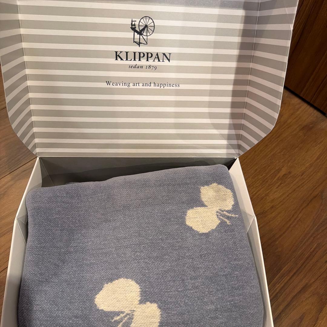 KLIPPAN グレー バタフライ柄 ブランケット