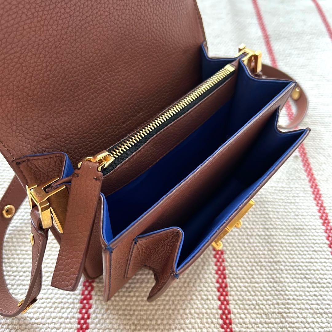 マルニ　トランクショルダーバッグ