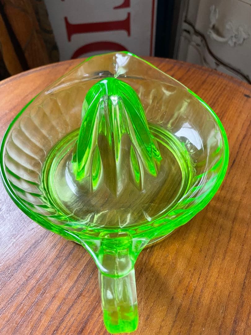 アンティーク　ディプレッション　グラス　マッキー社　ウラン　ガラス　リーマー