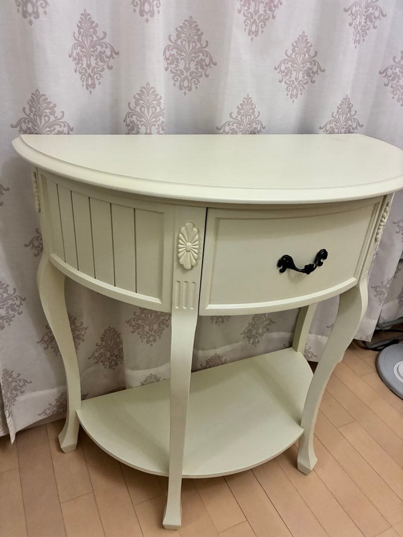 半円形　コンソール　高さ78cmヨコ80cm奥行38cm 白家具　姫系　猫脚