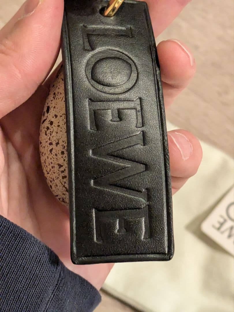 loewe　ロエベ　卵　キーリング