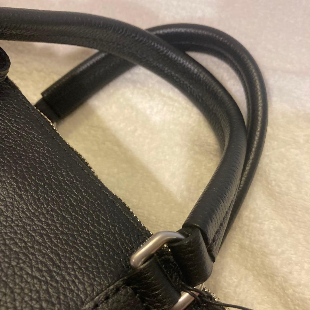 新品未使用　アニアリ　aniary シンプルブリーフケース　ビジネスバッグ　黒