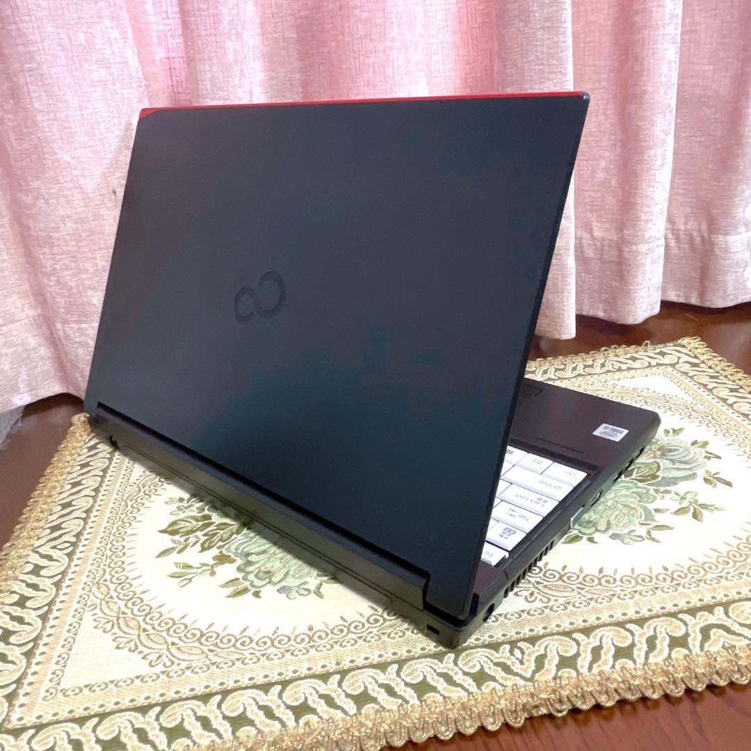 美品⭐︎第10世代Corei5⭐︎SSD⭐︎ブルーレイ⭐︎ノートパソコン オフィス付き