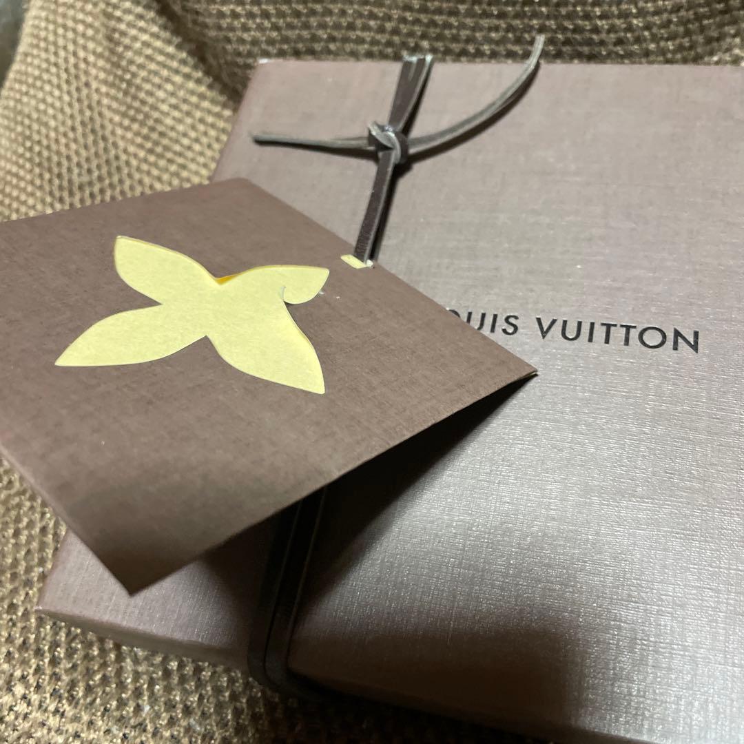 新品未着用Louis Vuitton コリエバクスターXS首輪リボン