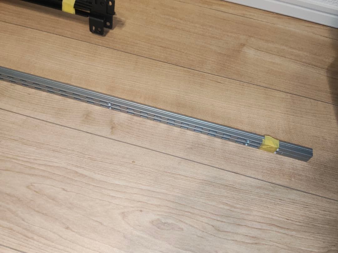 【美品_現品受渡可】4段壁掛け樹脂棚板 ダークグレー 南海プライウッド