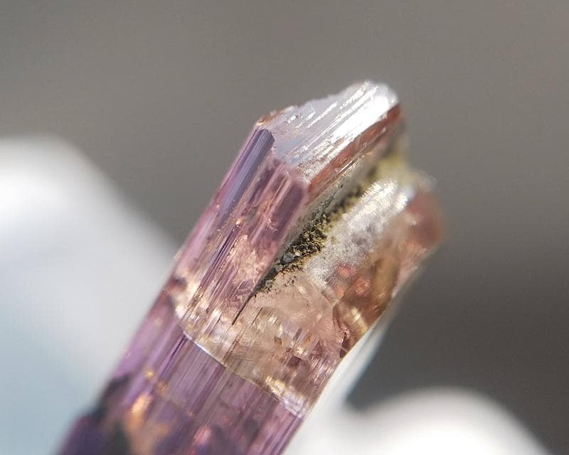 498 非加熱 カラーチェンジ ファンシーカラー タンザナイト ゾイサイト