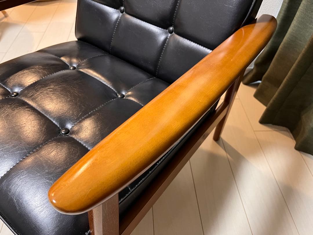 カリモク60 Kチェア　W36170BW