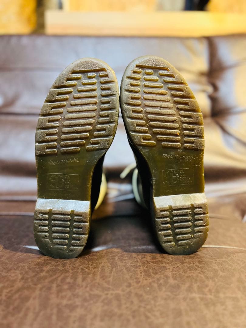 ドクターマーチン スチールトゥ uk9 イングランド 英国 14ホールブーツ