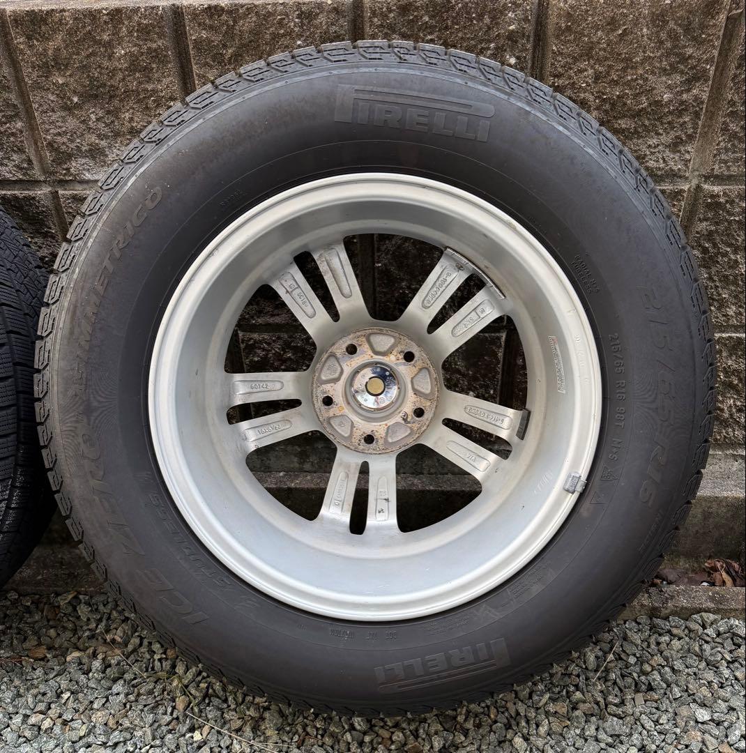 送料無料！215/65R16 2023年製スタッドレスホイール４本