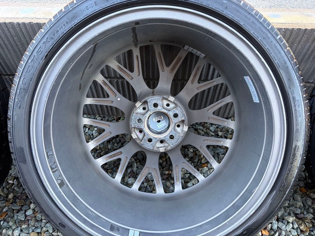 ロクサール　マルチフォルケッタ　18インチ　PCD100×5穴　7.5J