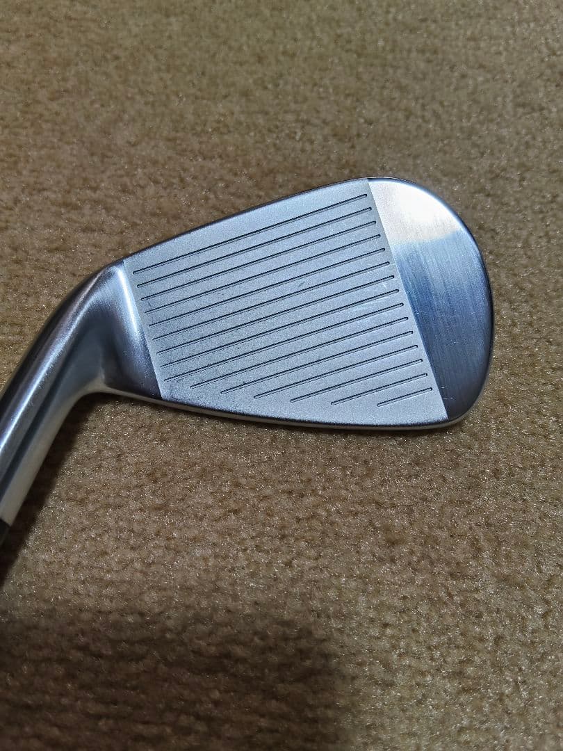 ゼクシオ エックス eks アイアン 2020モデル　7番 P番 2本セット