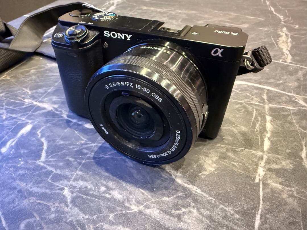 SONY α6000 ミラーレス一眼 E 16-50mm