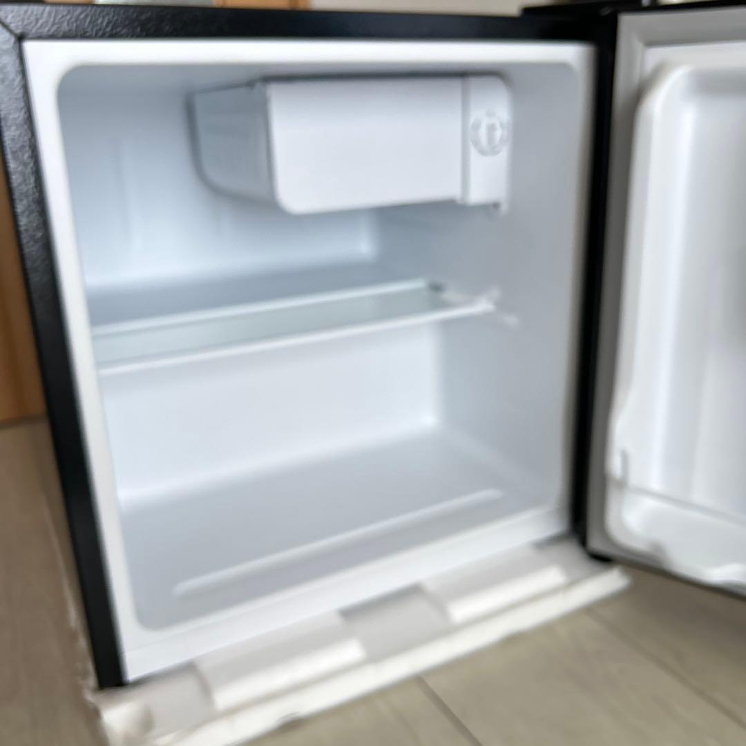 アイリスオーヤマ　コンパクト冷蔵庫 ブラック