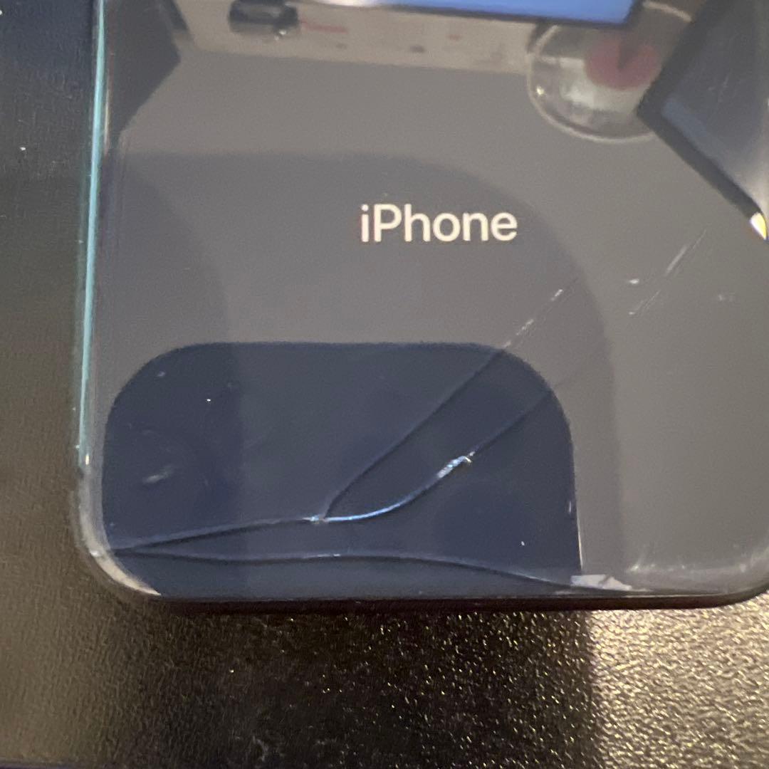 Apple iPhone8 スペースグレイ 本体