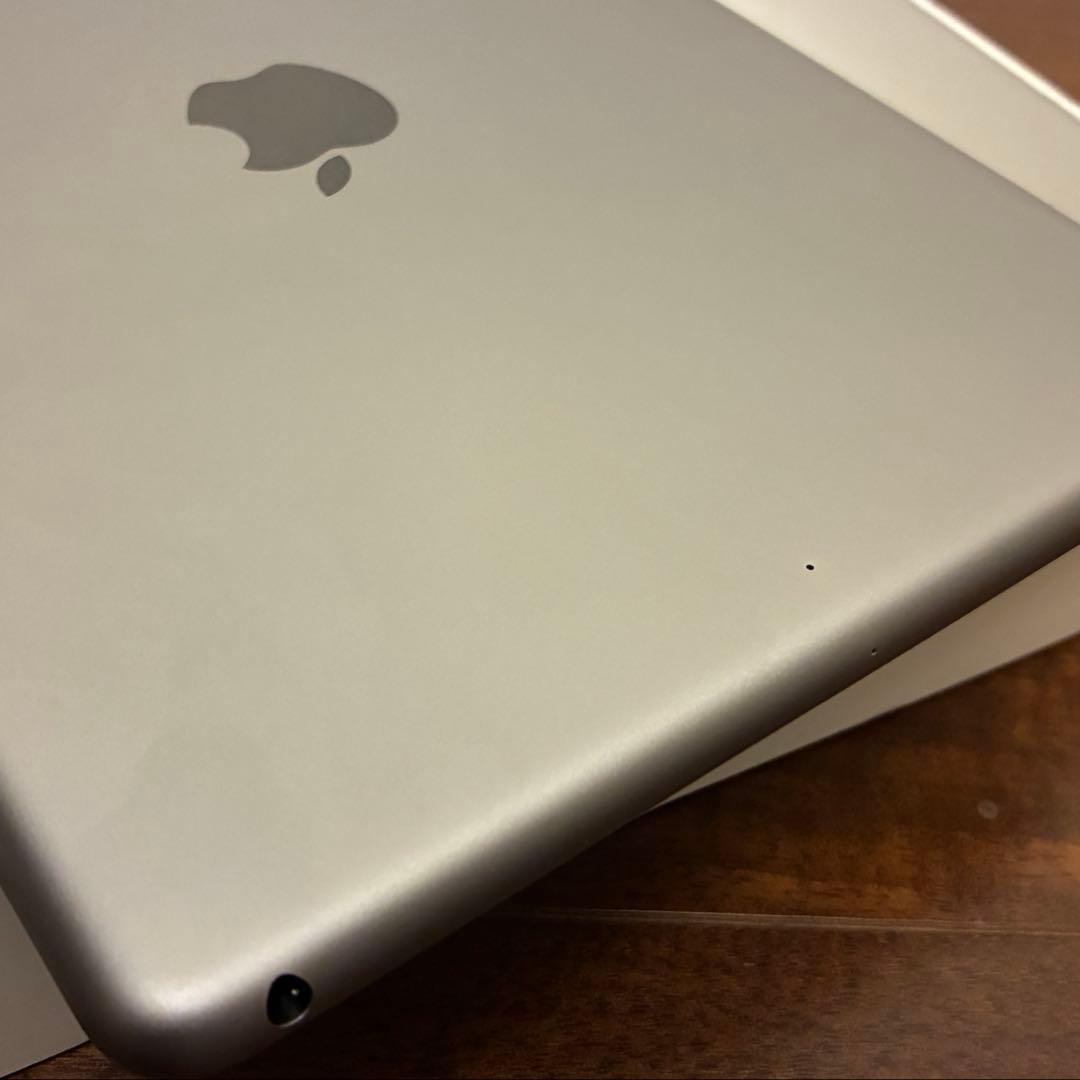 Apple MR7G2J/A iPad Wi-Fiモデル32GB スペースグレイ
