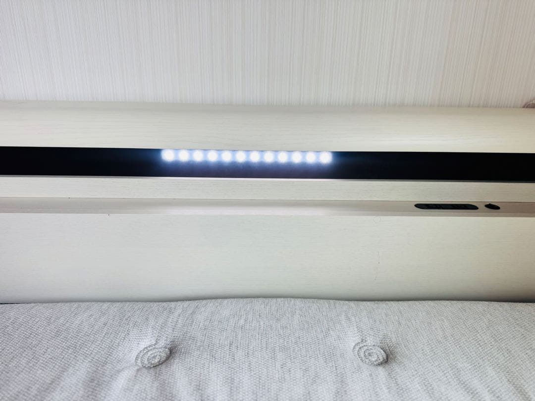 ニトリ ダブルベッドフレーム コンセントライト付き