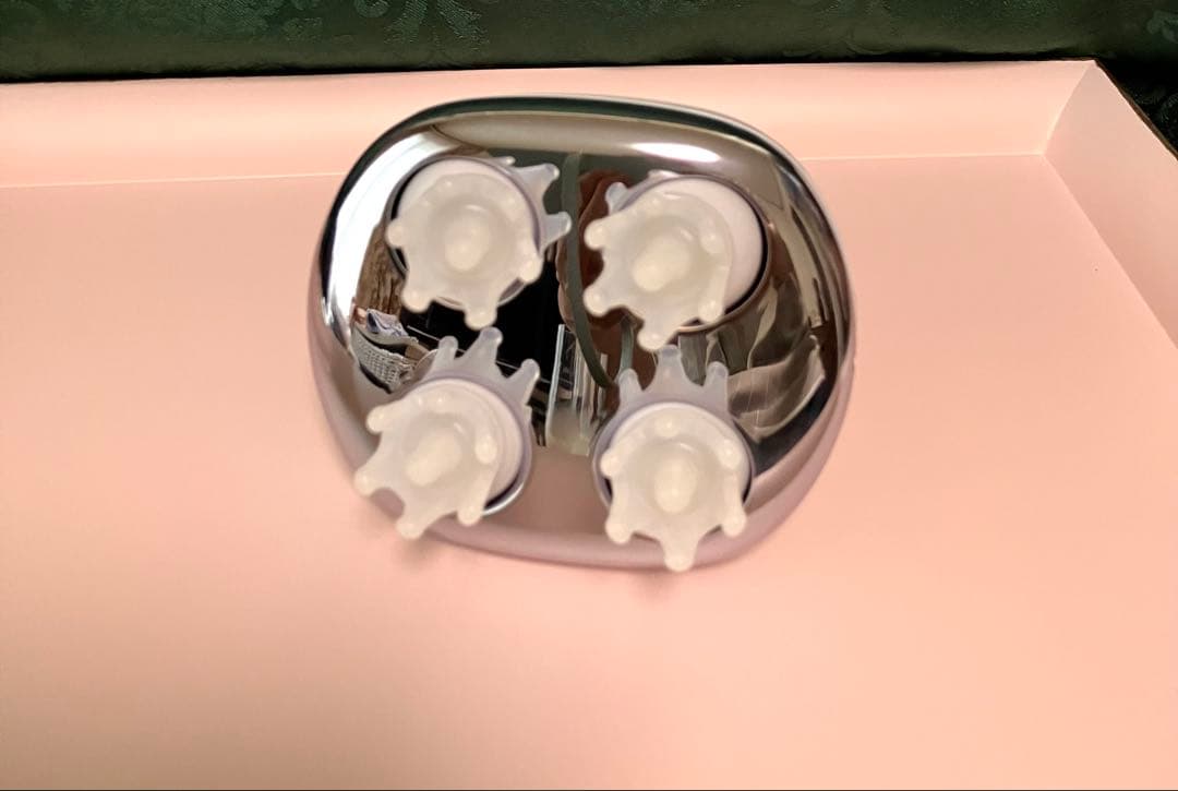 リファ ビューテック ヘッドスパ ホワイト（ヘッドマッサージ）