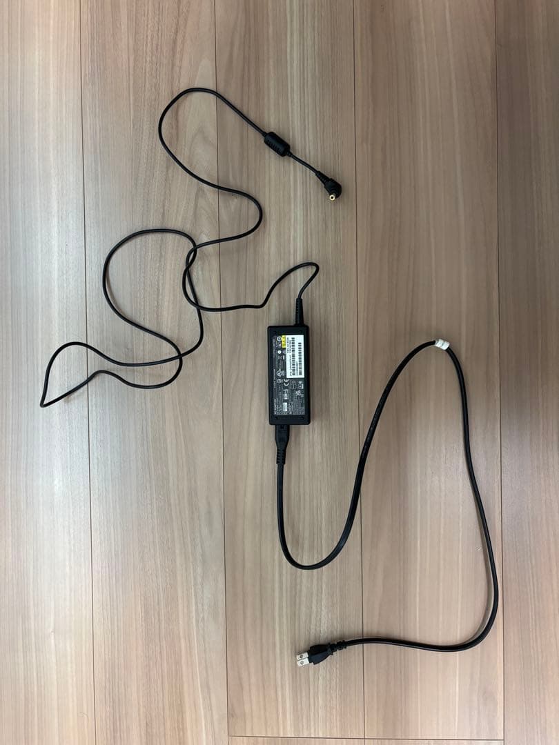 Windowsノート本体 FMVA500FW2